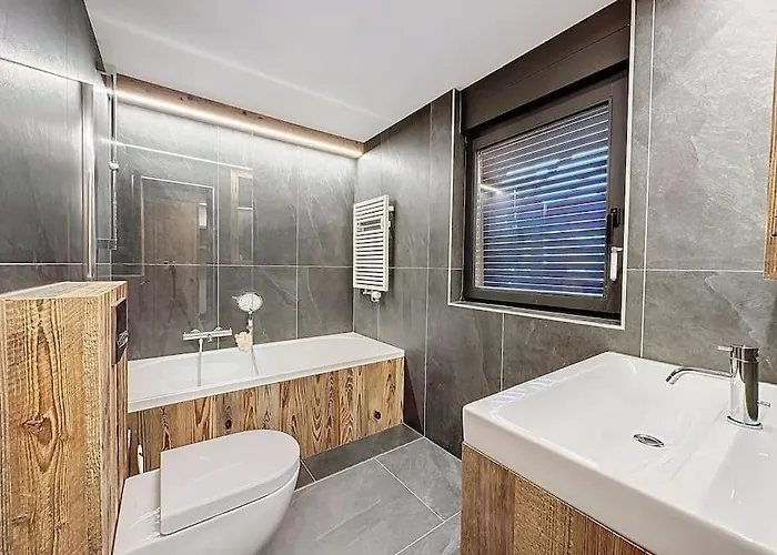 Le Rouge Superb 3-room Near Slopes & Ski-lift Apartment Verbier